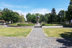 Trianoni emlékmű a Köztársaság téren